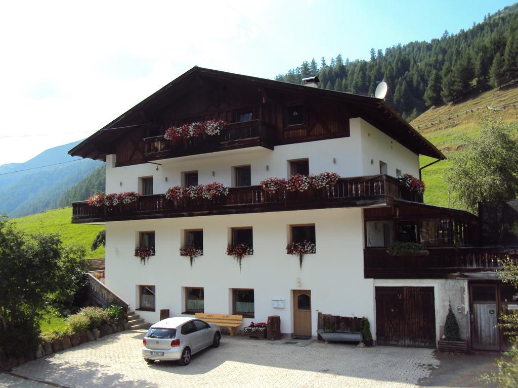 Haus Fliri Otel Curon Venosta Dış mekan fotoğraf