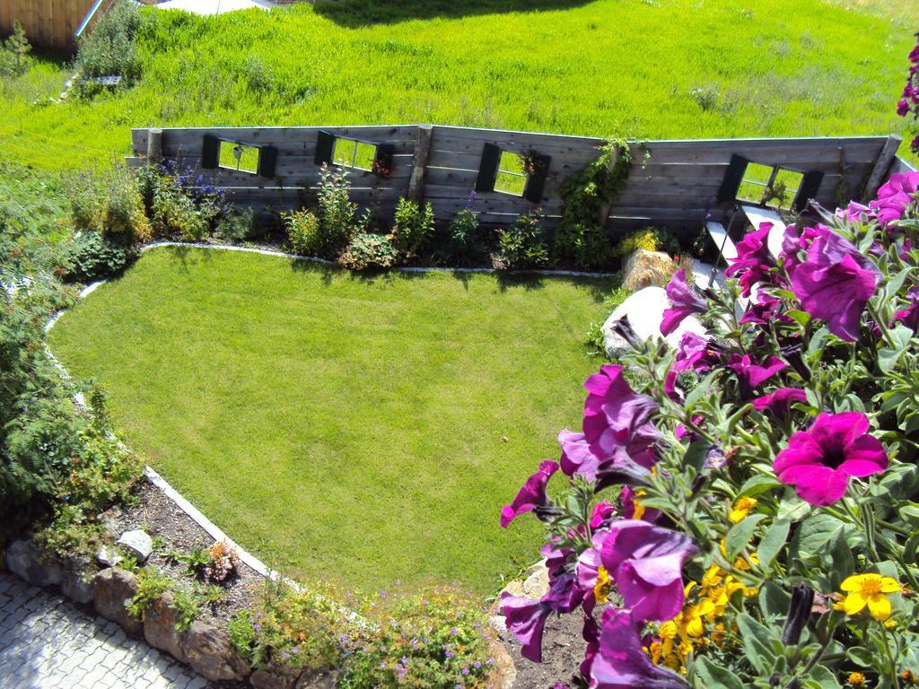 Haus Fliri Otel Curon Venosta Dış mekan fotoğraf